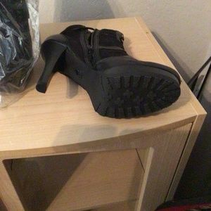 Jennifer Lopez boots